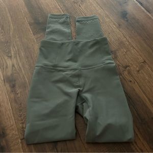green lululemon leggings